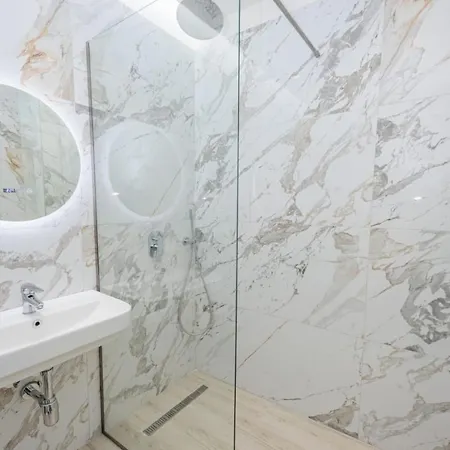Laid 4* Vlorë