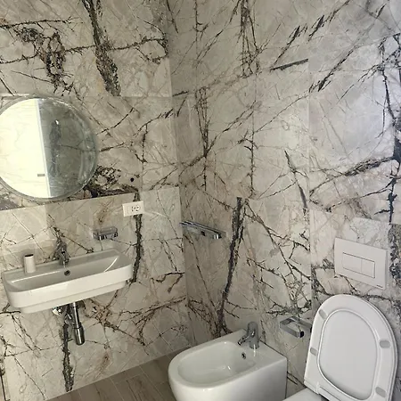 Laid 4* Vlore