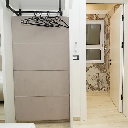 Laid Hotel