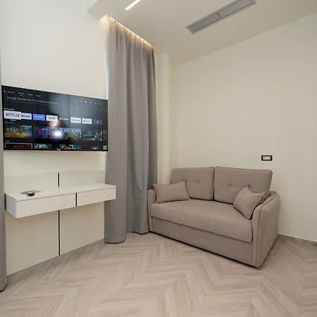 Laid Vlore