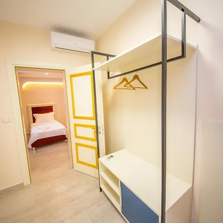 Laid Hotel