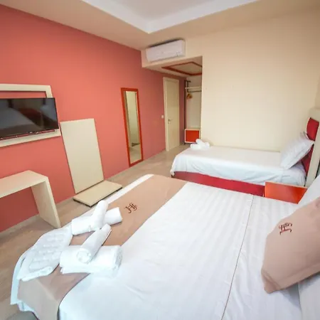 Laid Hotel