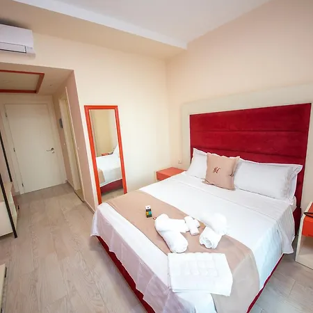 Laid 4* Vlore