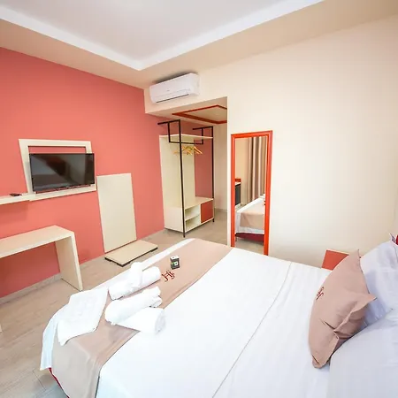 Laid Hotel