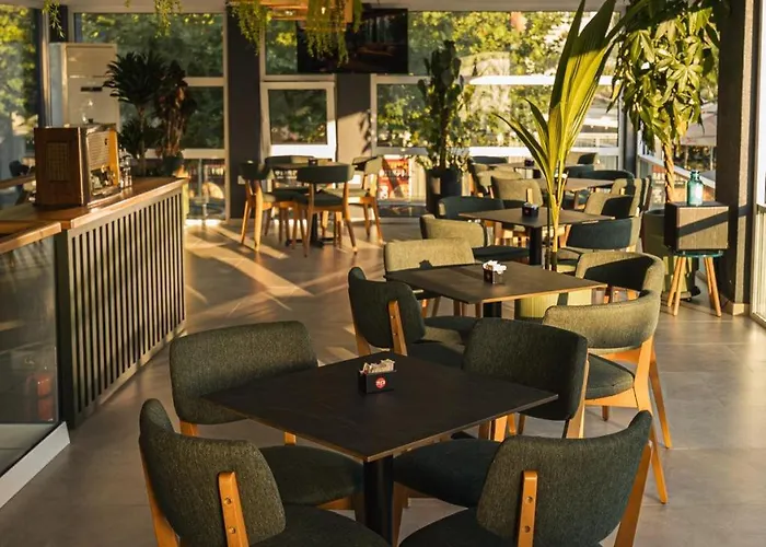 Ξενοδοχείο Laid