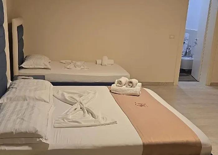 Ξενοδοχείο Laid Vlorë