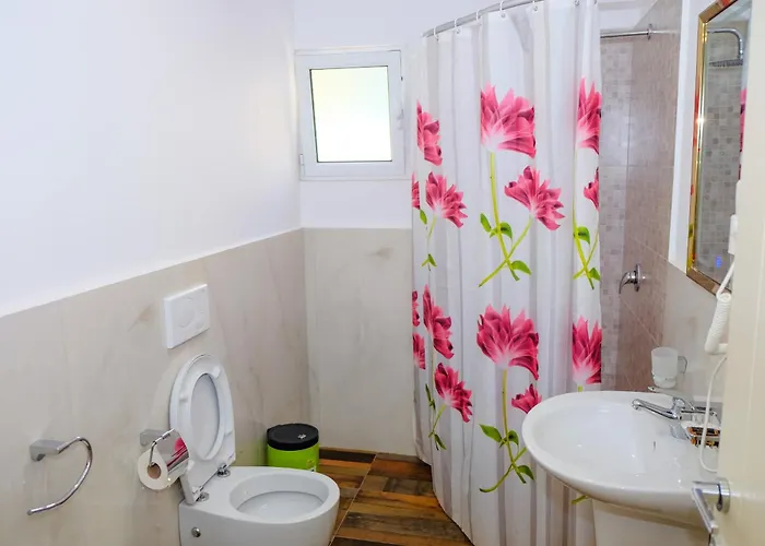 Laid Ξενοδοχείο